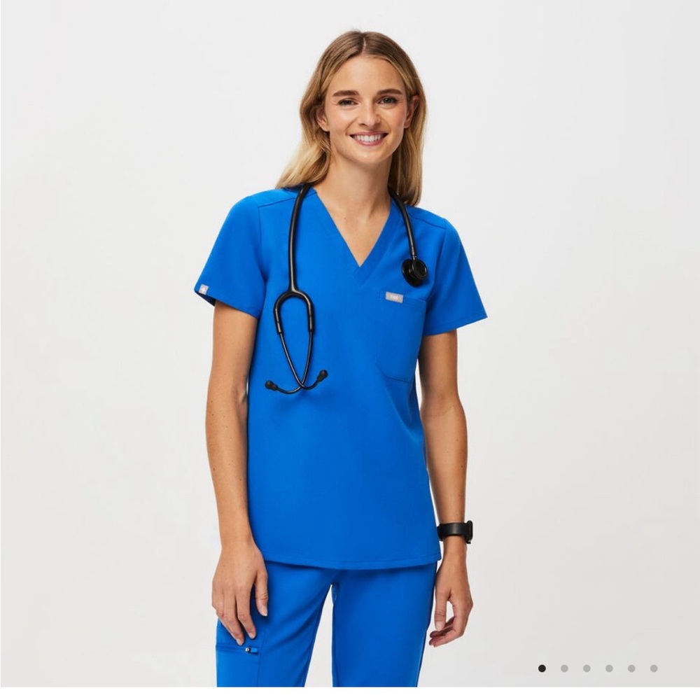 FIGS Catarina One-pocket Scrub Top Royal Blue Size M